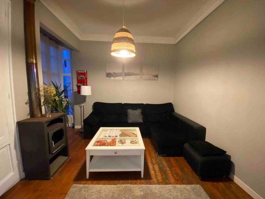 O Cerrulo Apartamento Centrico Pontedeume 外观 照片
